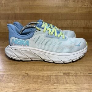 Hoka One One Arahi 7 Illusion Dusk Running Shoe Women’s 7D Wide light blue